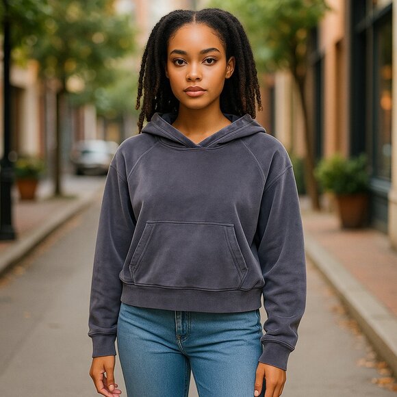 AMERICAN EAGLE SZ M  Gray Velour Sweatshirt Cozy Ever After Cropped Hoodie - Picture 2 of 9